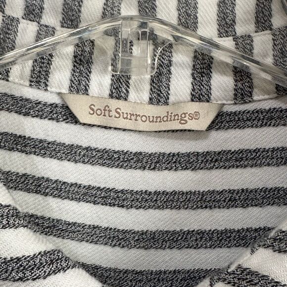 Soft Surroundings Standout Tunic Top M? Stripe Button Front Asymmetric Hem - Picture 6 of 12